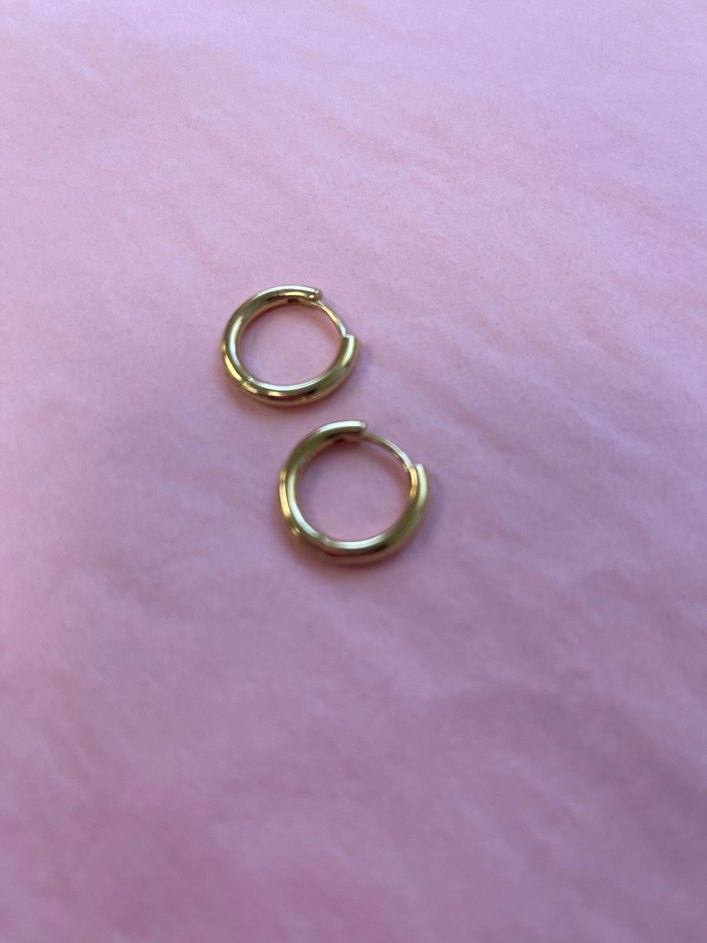 gold mini inifity style hoop