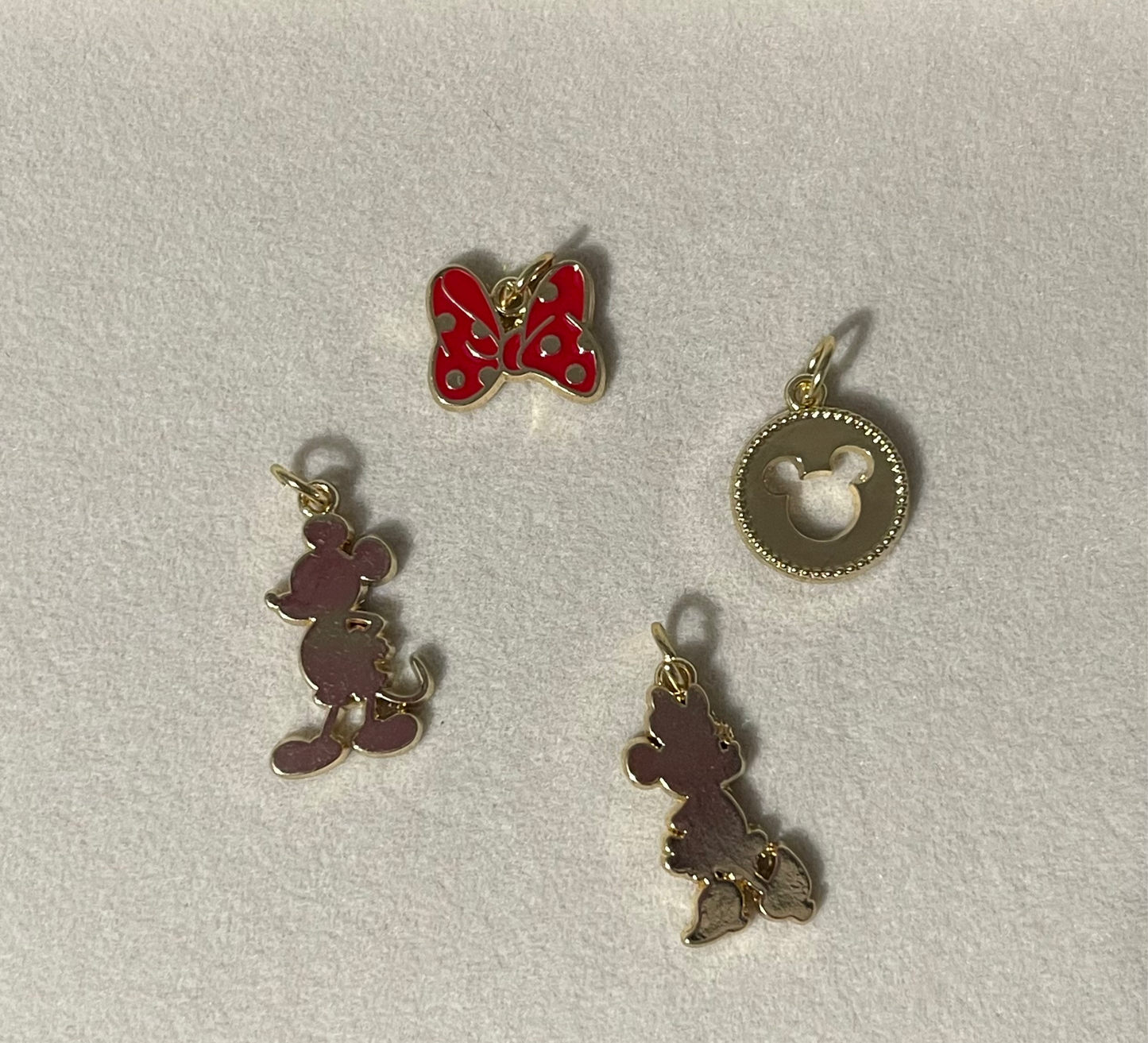Minnie Mouse Bow Charm