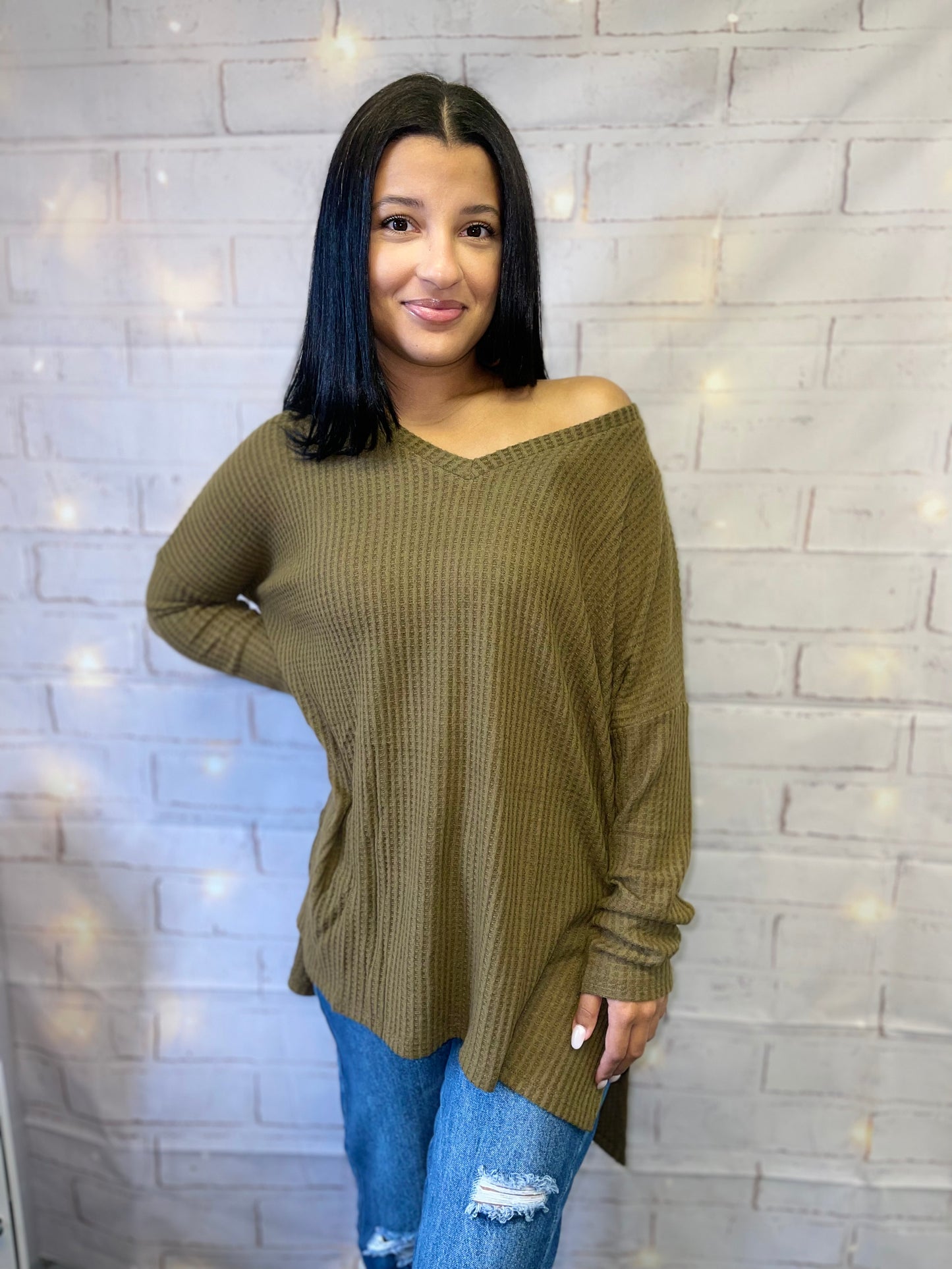green waffle knit hi lo v neck sweater