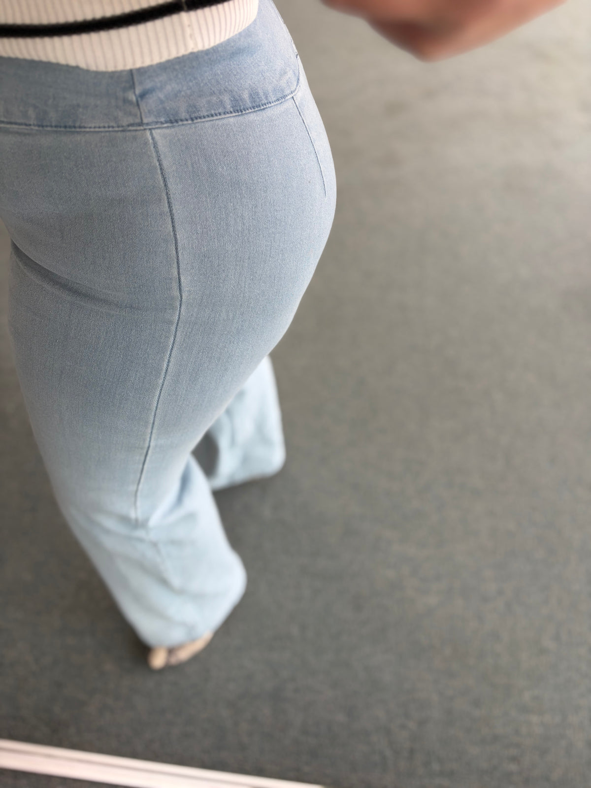 The Side Zip Jeans